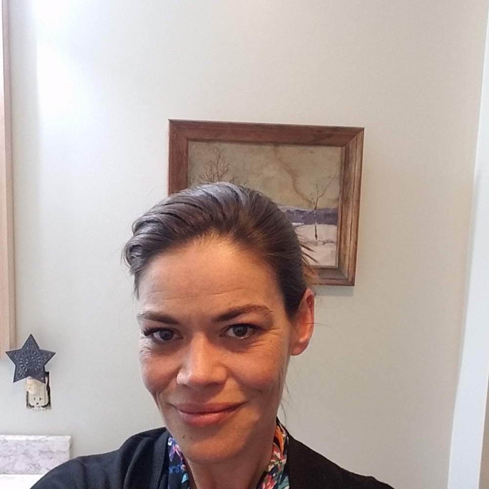Meet your Posher, Lauren